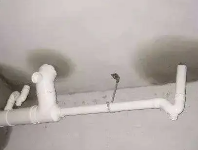 连山卫生间测漏水的几种情景